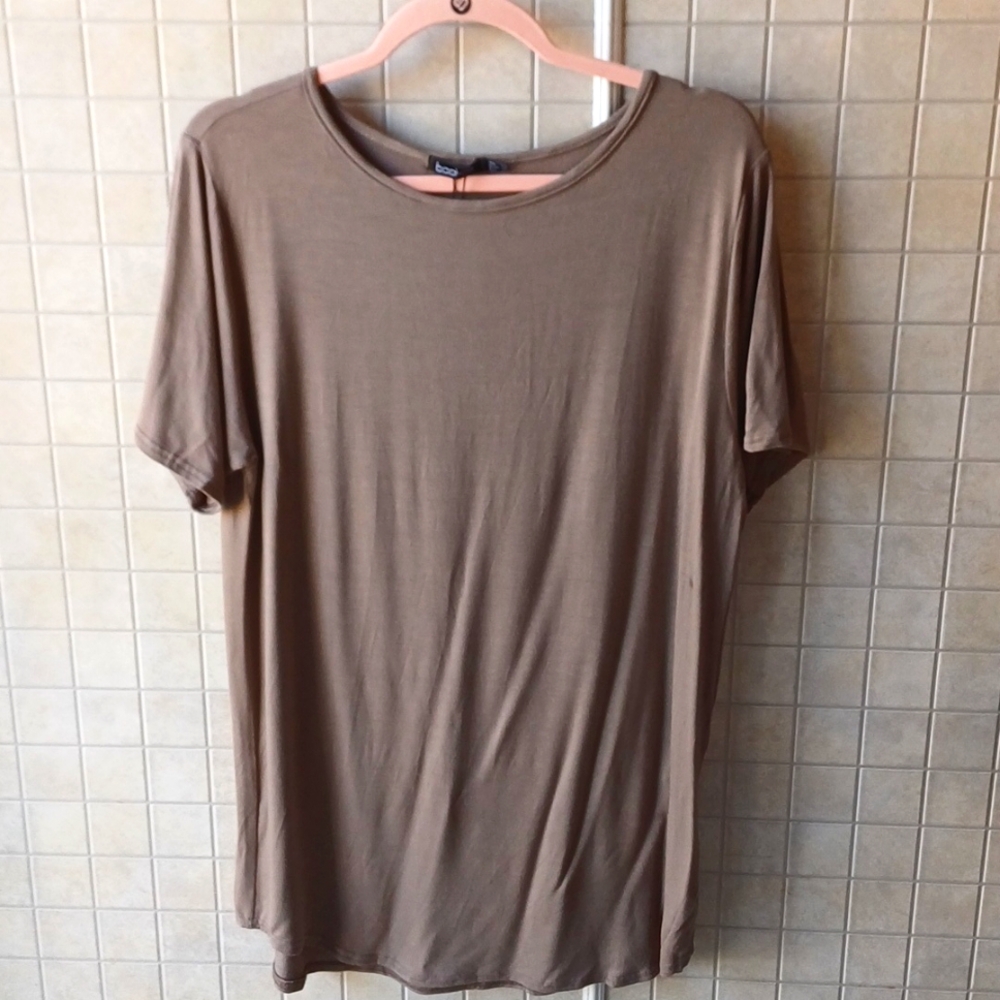 Boohoo Taupe Top